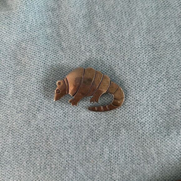 925 Armadillo Pin - Picture 1 of 6